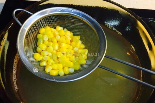 鲜虾粟米羹的做法图解3