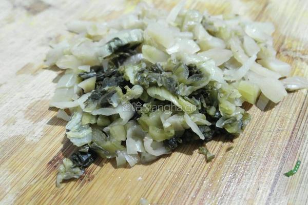 酸菜粉条的做法图解2