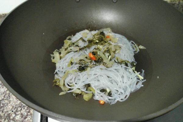 酸菜粉条的做法图解6