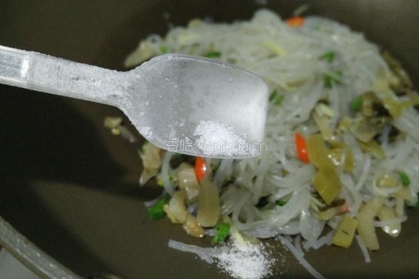 酸菜粉条的做法图解8