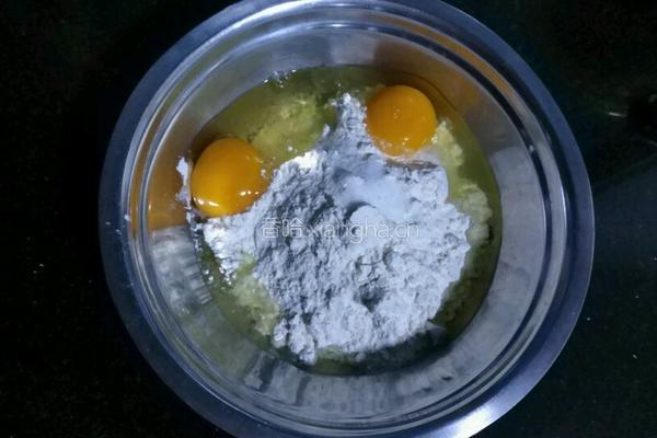 电饼铛版鸡蛋饼的做法图解2