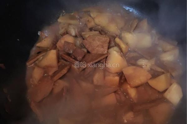 竹笋烧肉的做法图解12