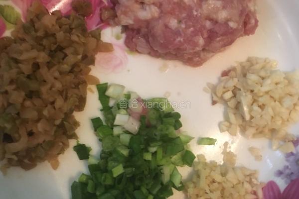 肉酱家常拉面的做法图解2
