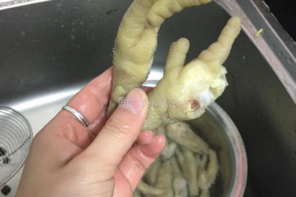 秘制凉拌辣鸡爪的做法图解4