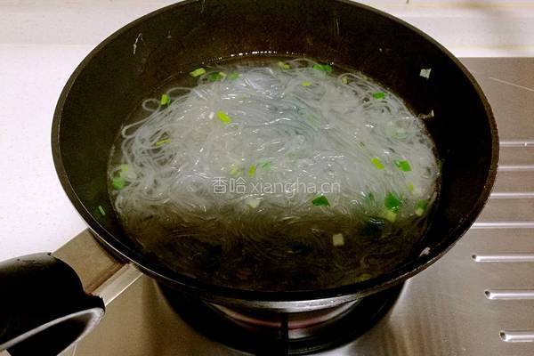 菠菜鸡蛋炖粉条的做法图解9