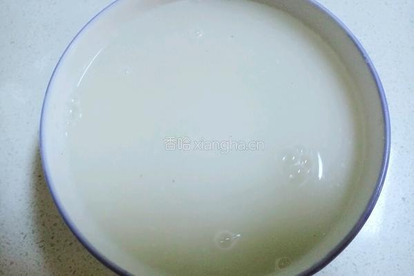 自制红薯凉粉的做法图解3