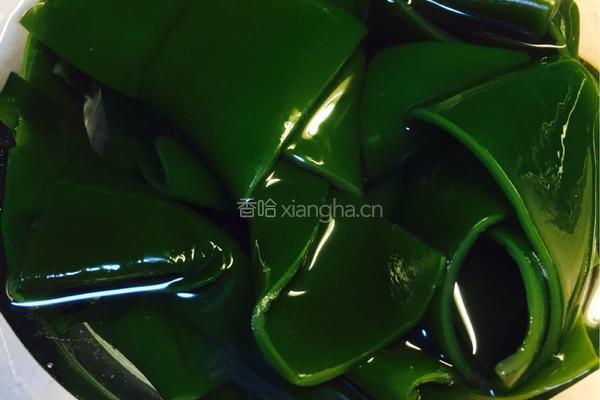 海带豆腐汤的做法图解2