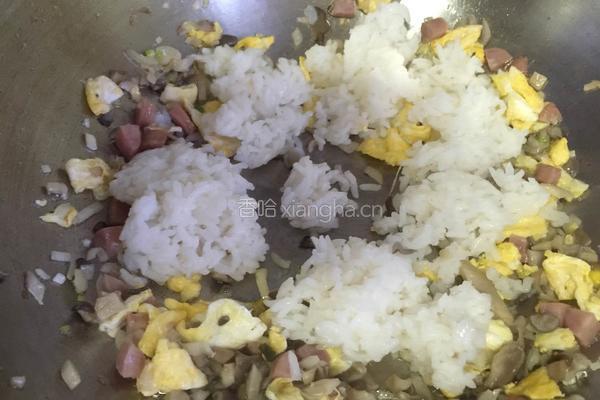 虾仁彩蔬焗饭的做法图解7