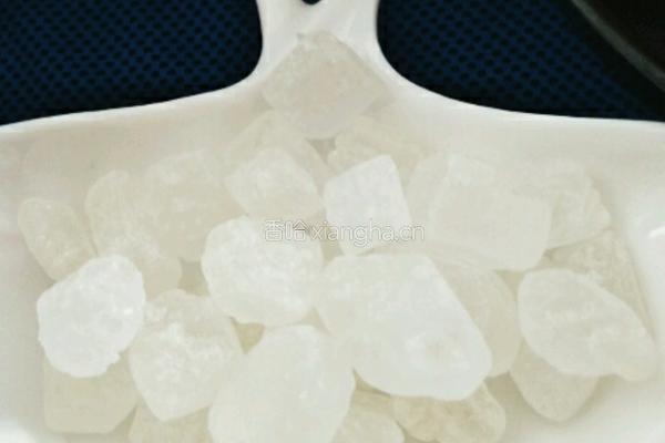 川贝雪梨的做法图解1