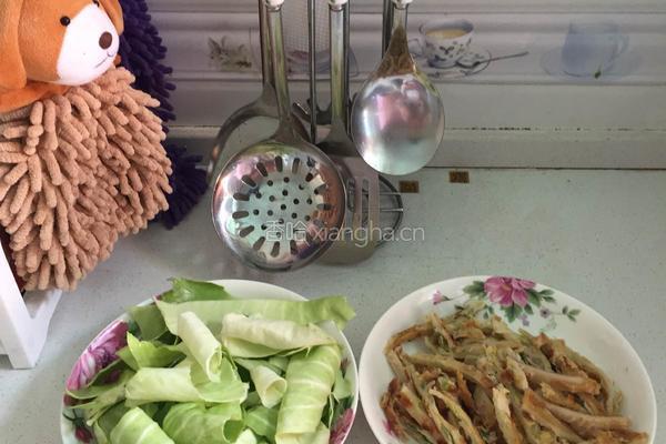 炒饼丝的做法图解1