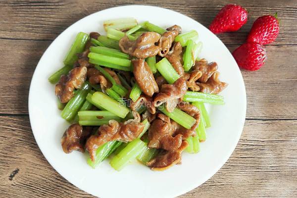 芹菜爆炒肥肠的做法图解11