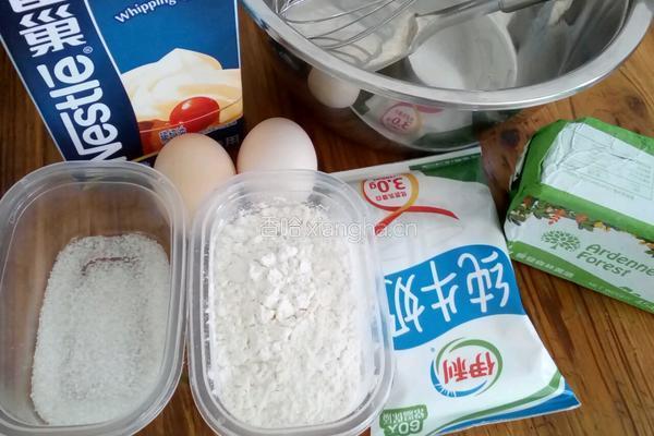 抹茶芒果千层的做法图解1