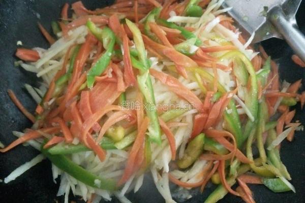 土豆青椒炒肉丝的做法图解4