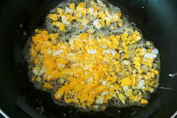 菠菜鸡蛋馅饺子的做法图解5