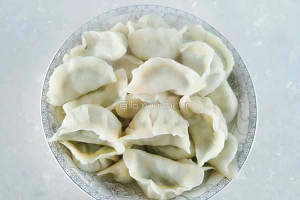 菠菜鸡蛋馅饺子的做法图解18
