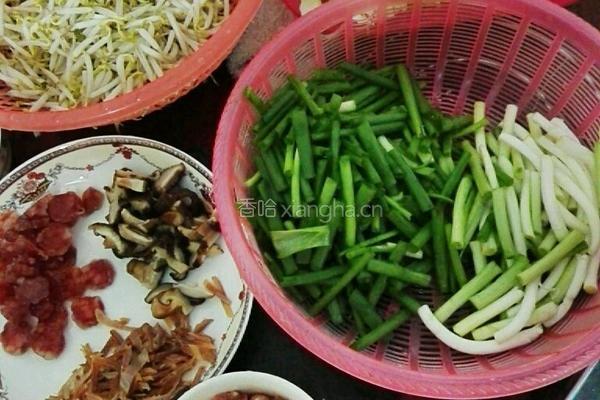 包菜薄饼的做法图解2
