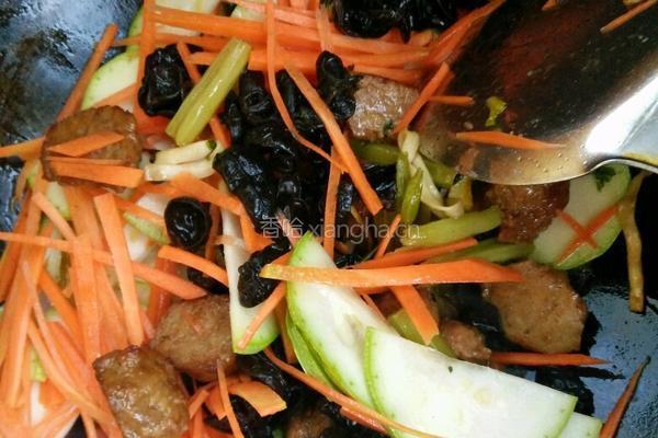 丸子菜煲饭的做法图解5