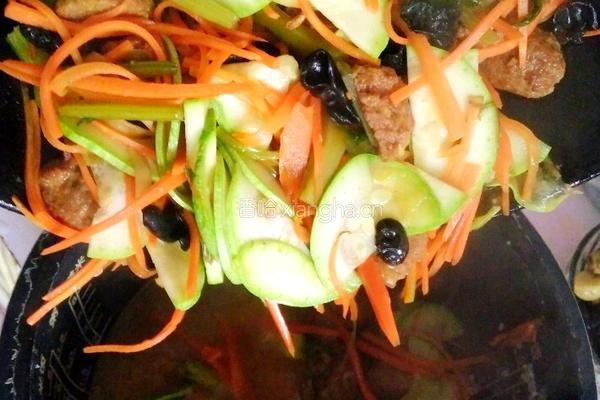 丸子菜煲饭的做法图解6