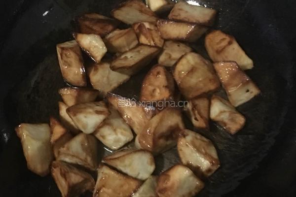 蜜汁红薯的做法图解1