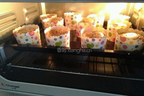杯子蛋糕的做法图解8
