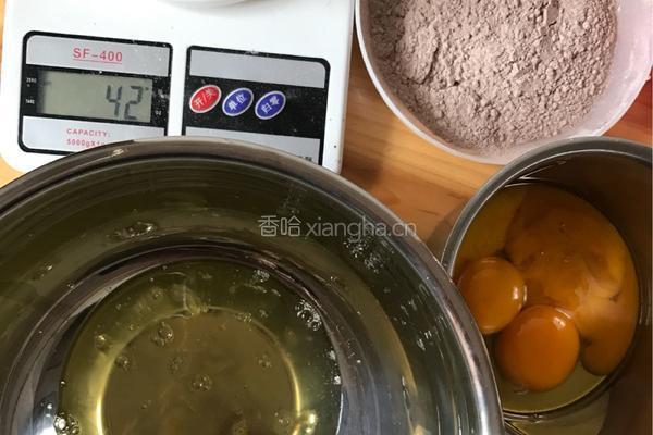 大理石纹戚风蛋糕的做法图解1