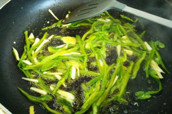 青椒土豆丝的做法图解9