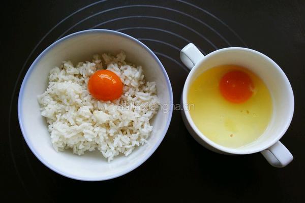 黄金蛋包饭的做法图解1