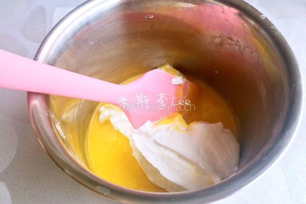 六寸戚风蛋糕（附脱模技巧）的做法图解11