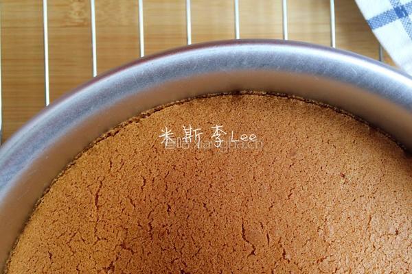 六寸戚风蛋糕（附脱模技巧）的做法图解18