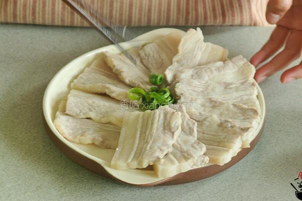 一食半刻‖蒜泥白肉的做法图解4