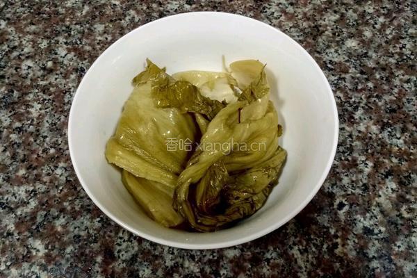 酸菜胡豆瓣汤的做法图解2