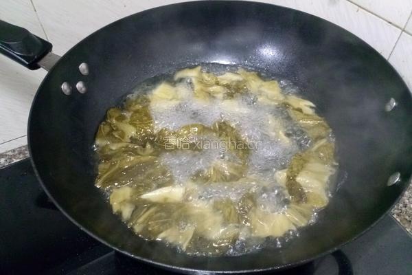 酸菜胡豆瓣汤的做法图解5