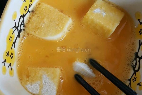 椒盐炒馒头的做法图解3