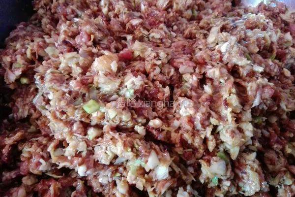 酸菜肉饺子的做法图解6