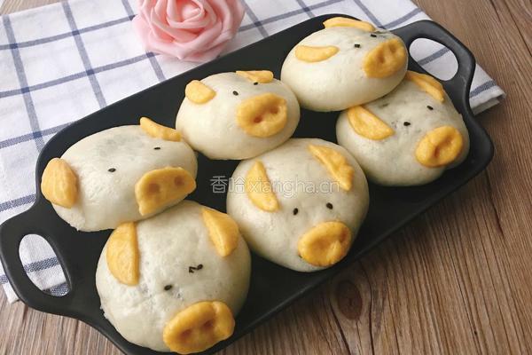 小猪包（黑芝麻馅）