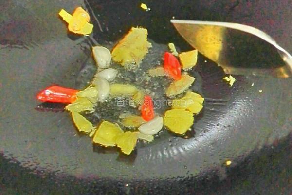 爆炒螃蟹的做法图解4