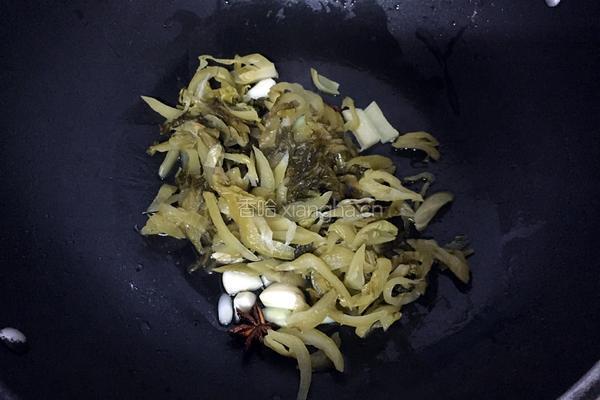 酸菜白肉的做法图解6