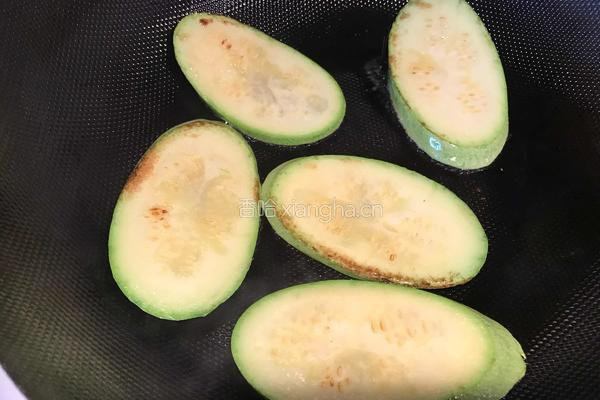 原创西葫芦培根虾仁秋葵饭团的做法图解3