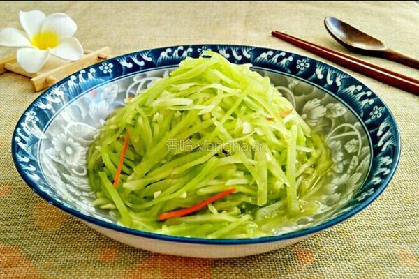 凉拌青笋的做法图解11