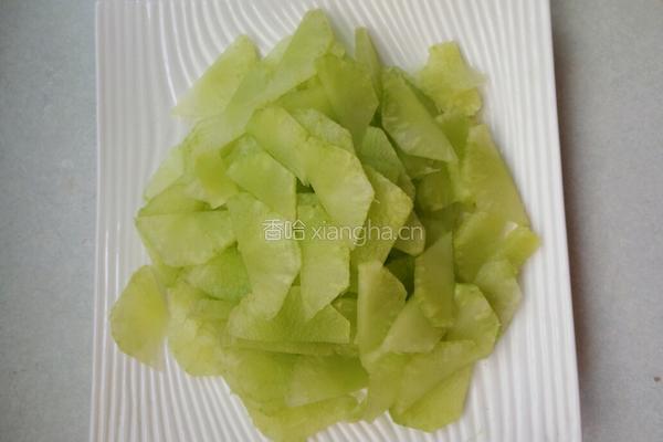 肉末炒莴笋的做法图解2