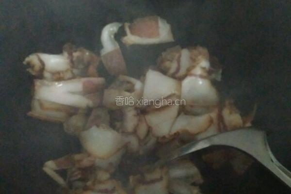 腊肉焖豌豆的做法图解3