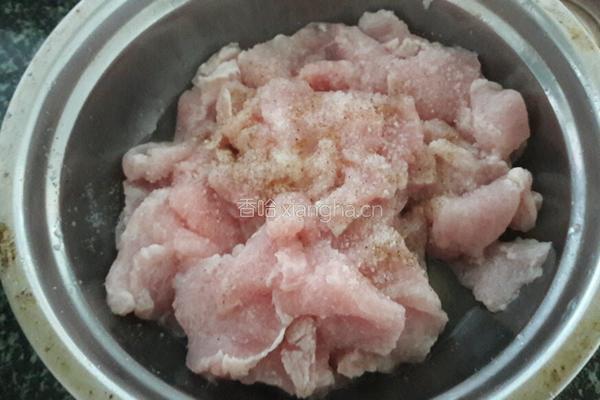 糖醋里脊的做法图解3