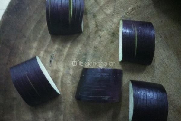 鱼香灯笼茄的做法图解1