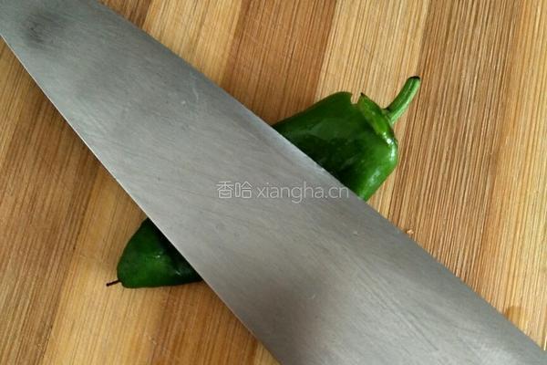 小青椒炒虾仁的做法图解3