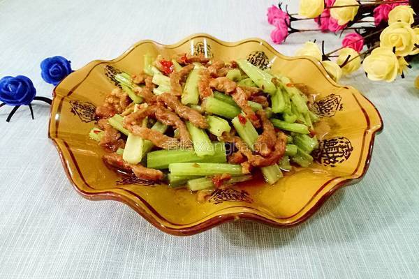 西芹炒肉丝的做法图解8