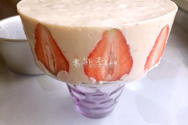 草莓慕斯蛋糕的做法图解18