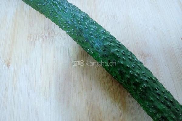 凉拌黄瓜丝的做法图解2