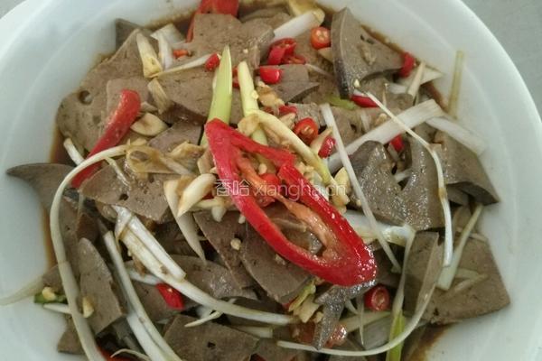 凉拌猪肝的做法图解3