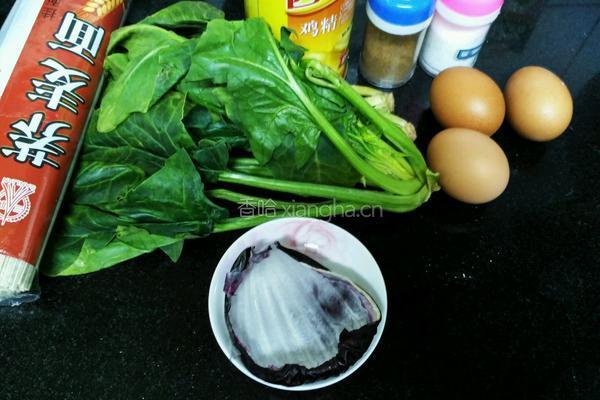 菠菜鸡蛋汤面的做法图解1