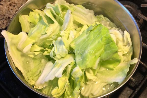 手撕包菜的做法图解3